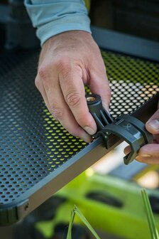 MATRIX QR SIDE TRAY CLAMP