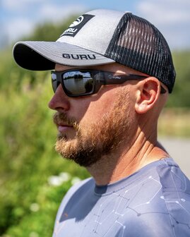 GURU Grey patch trucker cap / pet