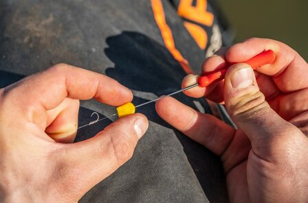 Guru Baiting Needle