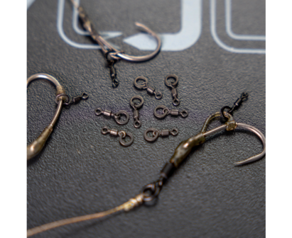 Avid Outline Micro Ringed Hookbait Swivel