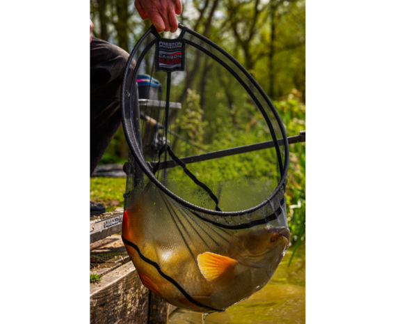 Preston Carbon hair mesh landing net "18