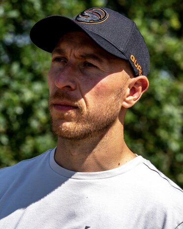 GURU Black 3D cap / pet