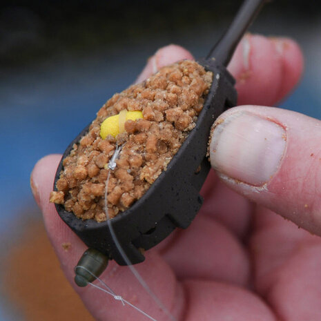 Cresta Accelerate Easy fill feeder Distance