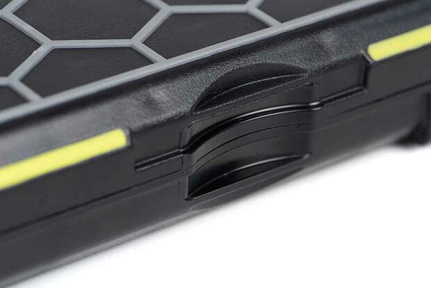 MATRIX HLR PRO HOOKLENGTH BOX &ndash; SHORT 15CM