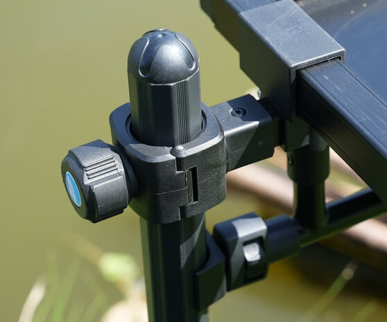  Cresta Solith Hooded Side Tray 60 x 45